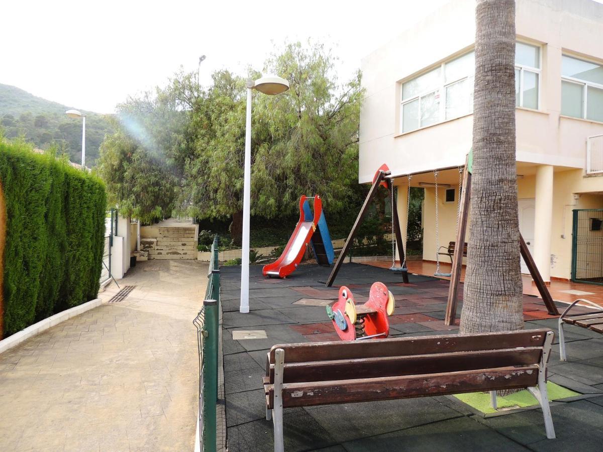 Acogedor Adosado Entre Mar Y Montana Holiday home *